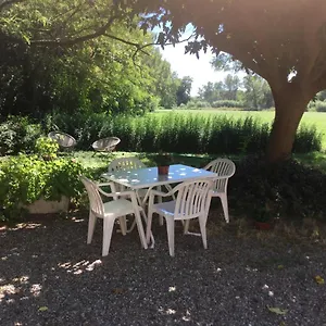 Dans Un Mas Provencal Appartement